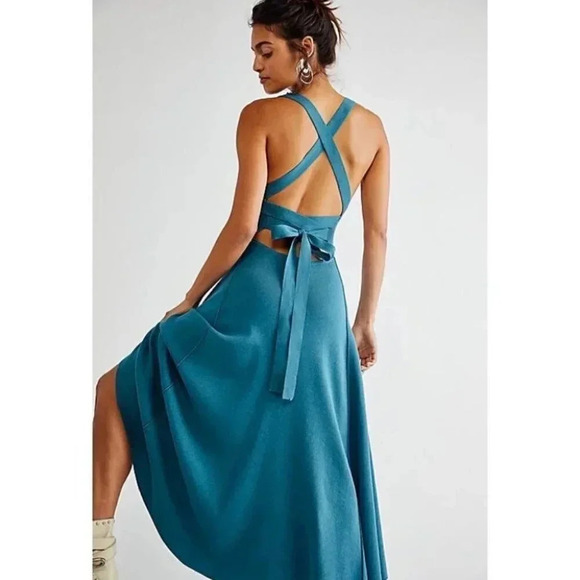 NWT Free People Dreamer Strappy Midi Dress Criss Cross Halter knit in Black - Picture 13 of 15